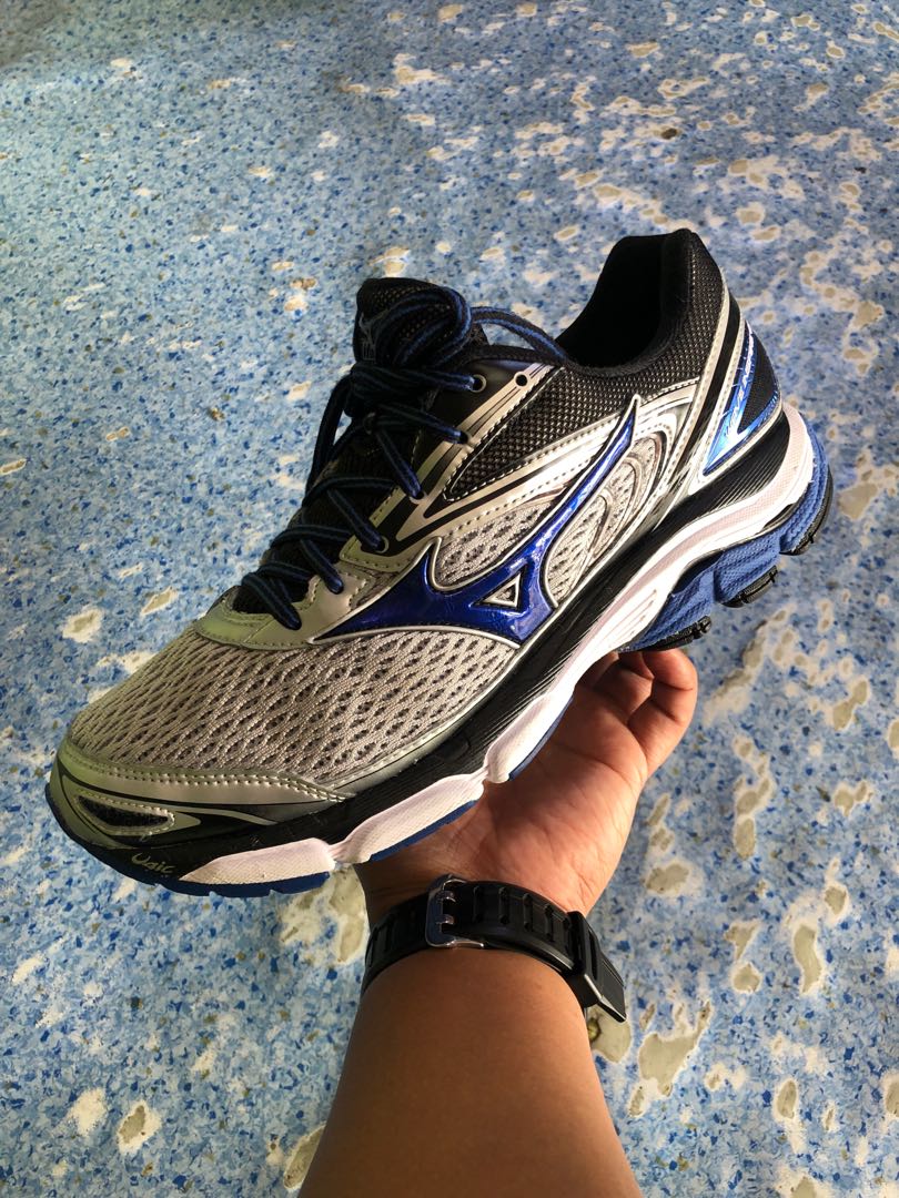 Mizuno wave store 13 mens