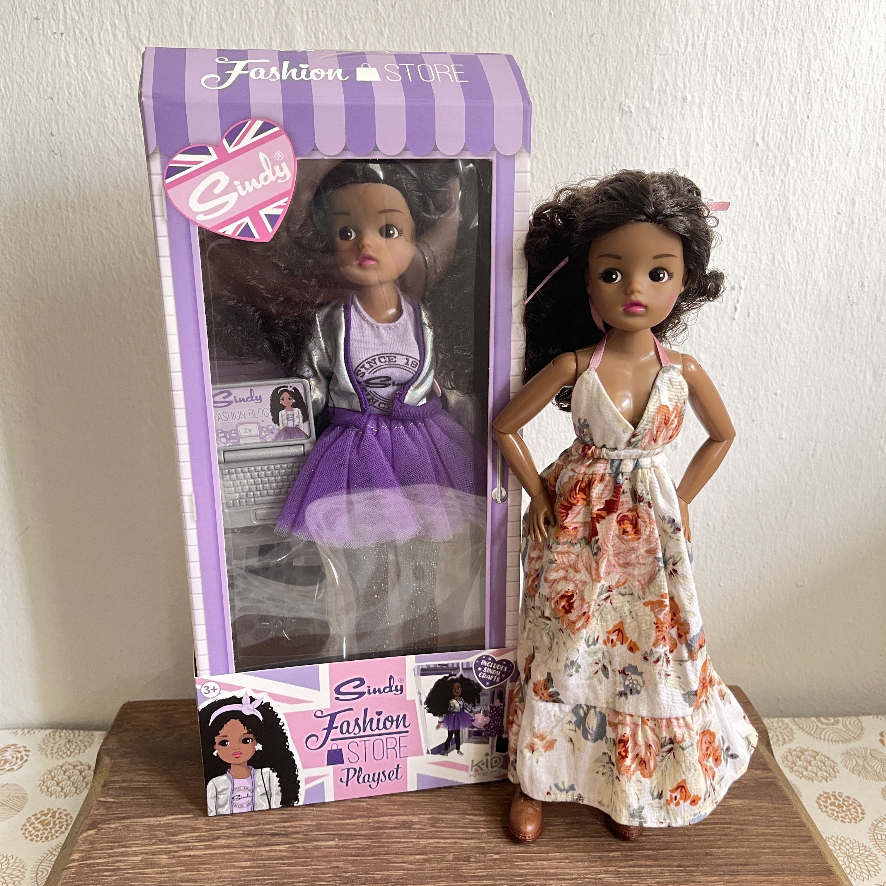 New 2021 Sindy Doll Fashion Blogger in box NRFB not vintage