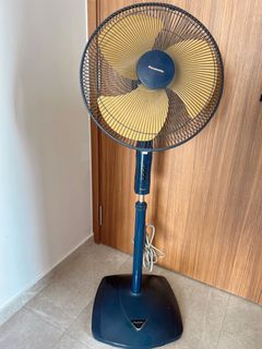 (Category: ) located in . Submitted by Luna2022sg (Listing ID 1177321890, Image 1). Description: .