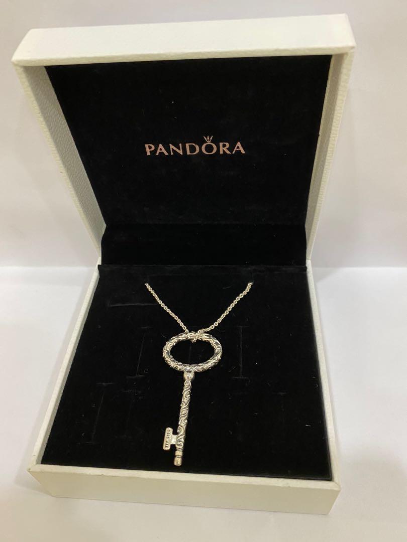 Regal key necklace pandora outlet