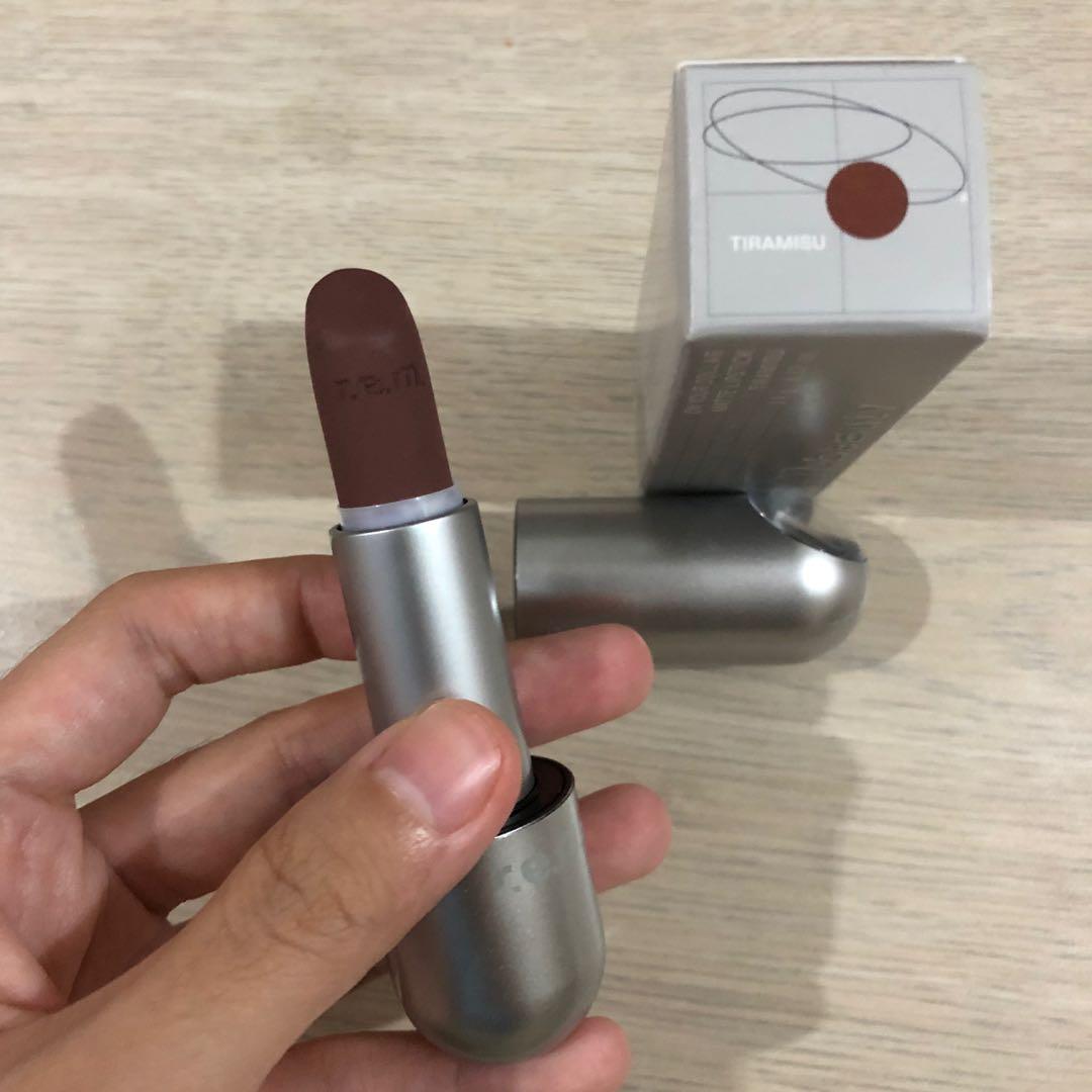 REM Beauty On Your Collar Matte Lipstick (Tiramisu), Beauty & Personal