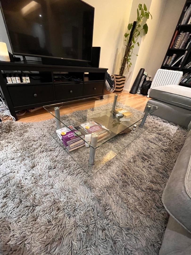 Solid Glass Coffee Table （分類：桌子）位於 Hong Kong。 由 green_button 提交（商品編號 1177280805，圖片 1）。簡介： Moving sale located in mid levels. Collection this Friday 19 and Saturday 20 August - Solid glass coffee table - dual layer for extra storage and display arrangement Measurements: Width: 60cm Length: 100cm Height: 30cm Moving should be arranged by the buyer Please message me for more photos and any questions (Anything else you see in the photos is also for s
