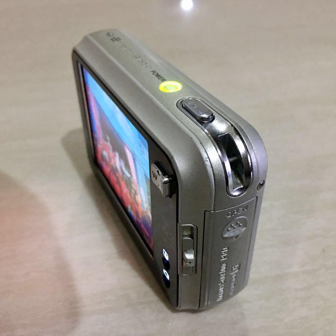 SONY Cybershot 8.1 Megapixels Touch Screen DSCN1, Photography, Video