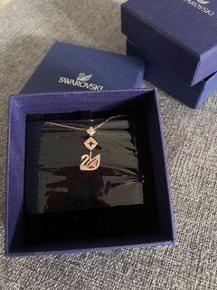 Swarovski Necklace rose gold 