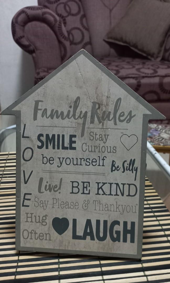 Table top decor (Category: Frames & Pictures) located in Dasmarinas. Submitted by redthumb (Listing ID 1177293899, Image 1). Description: cute 6.5 inches x 10inches wood white need cleaning nice to put on top of the table text about family.