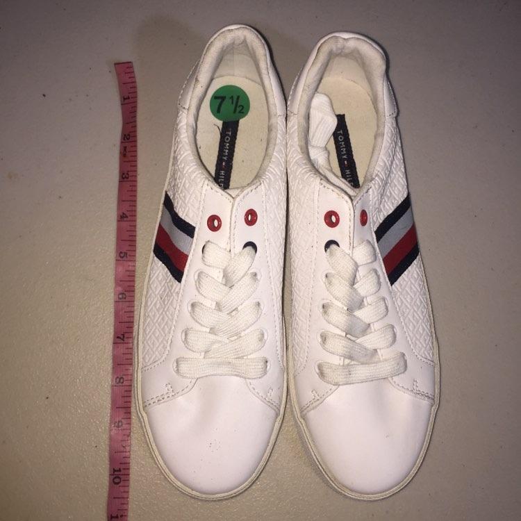 TOMMY HILFIGER LEXX WHITE SNEAKERS RUBBER SHOES Women
