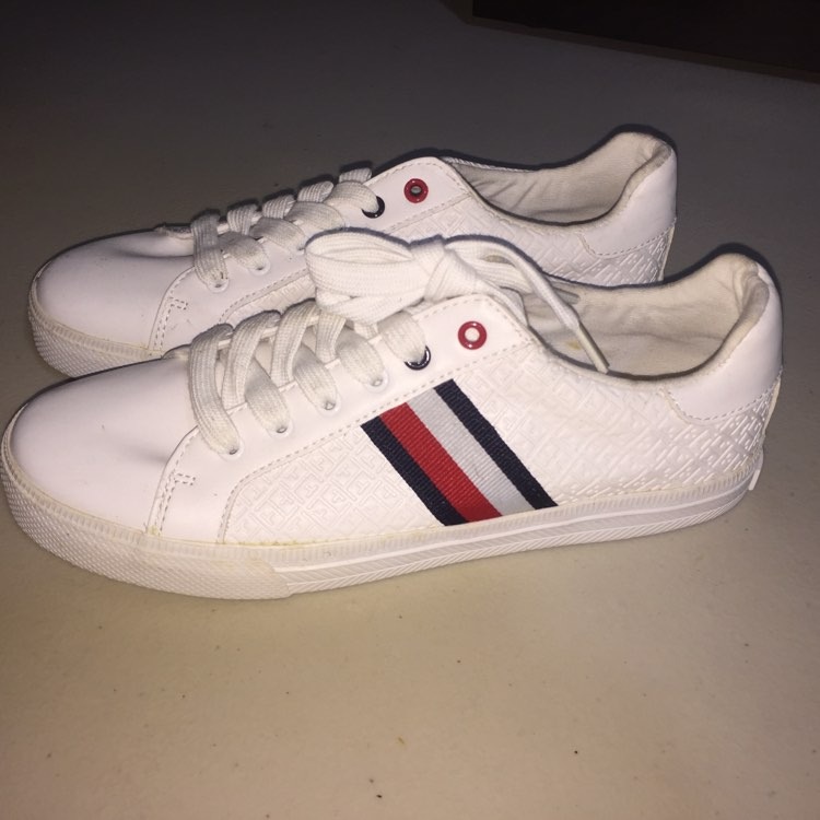 TOMMY HILFIGER LEXX WHITE SNEAKERS RUBBER SHOES Women Women s