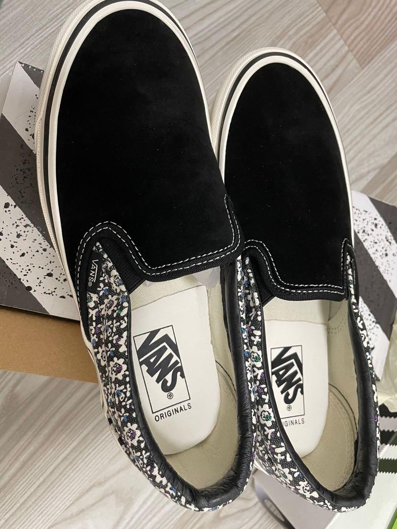 Daisy vans slip on store