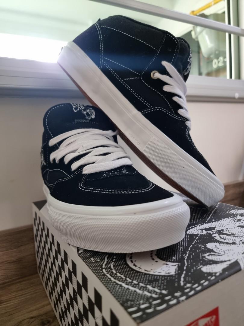 Vans Half Cab size 9, Men's Fashion 