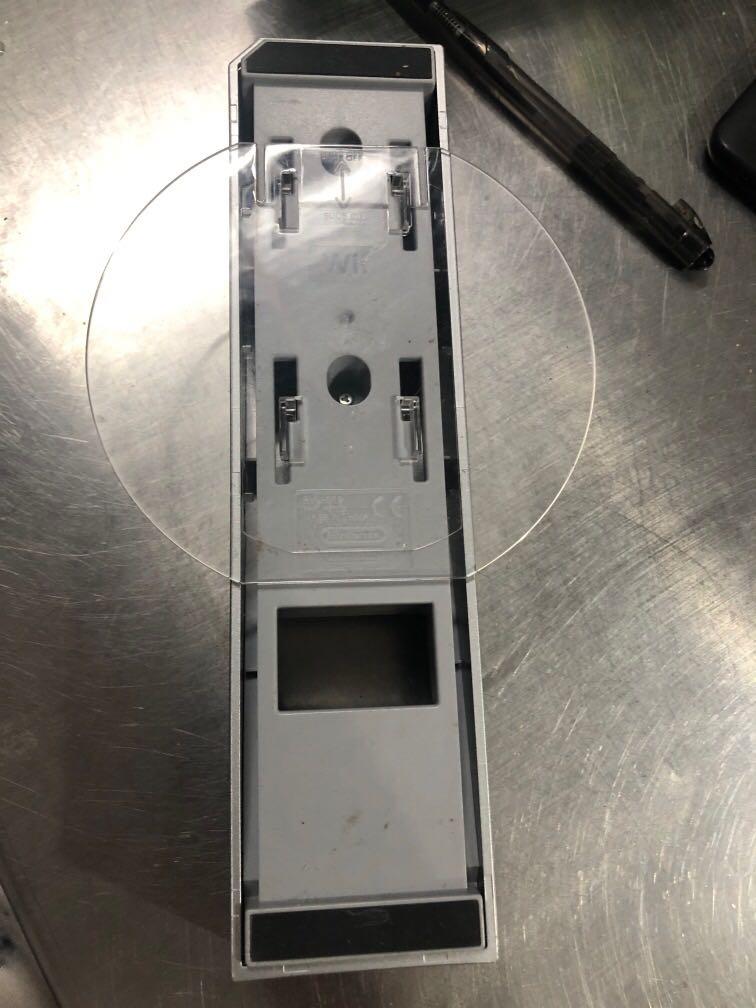 Wii controller stand (Category: Controllers) located in Malabon City. Submitted by wtpickies (Listing ID 1177336490, Image 2). Description: .