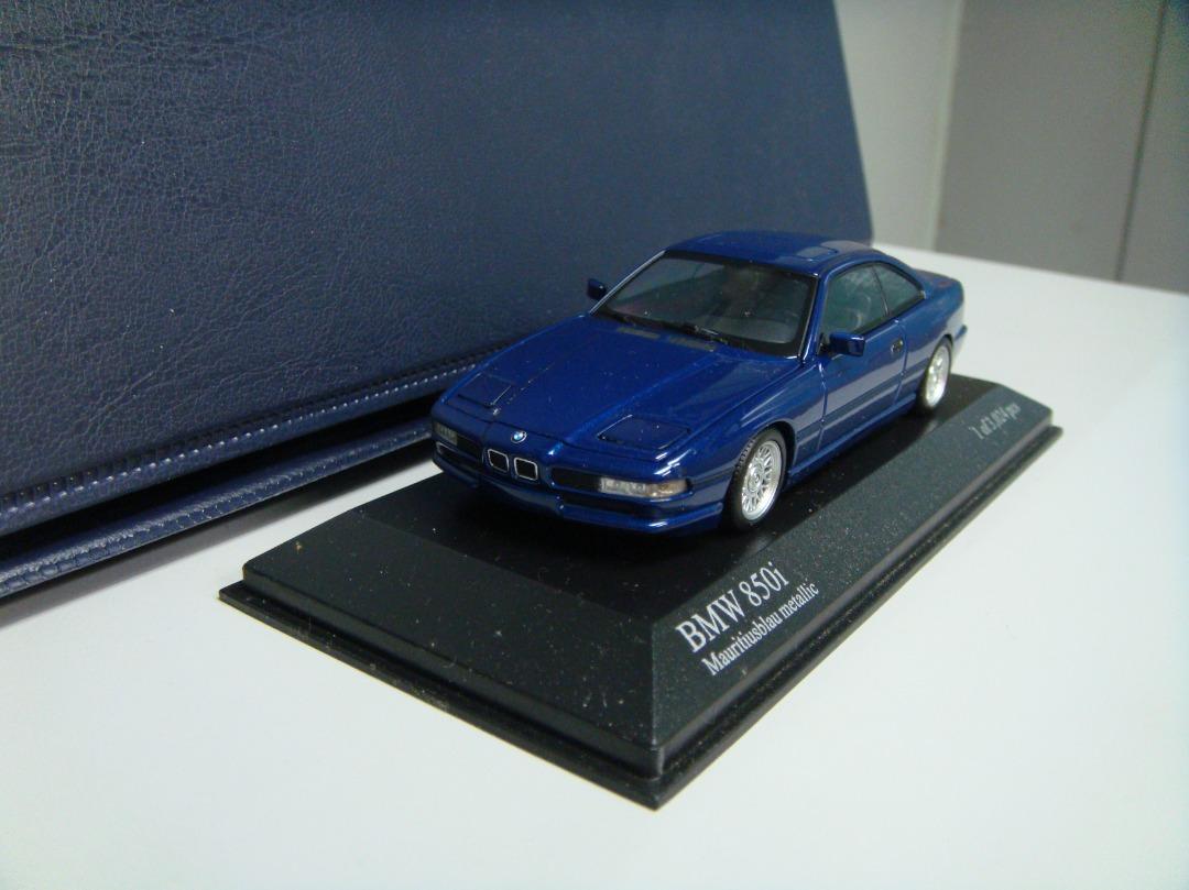 希少 ミニチャンプス 1/43 BMW 850i E31型 ブルーメタリック 希少 ミニチャンプス 1/43 BMW 850i E31型 ブルーメタリック