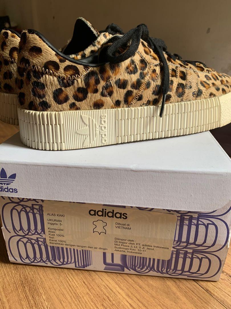 adidas leopard sambarose