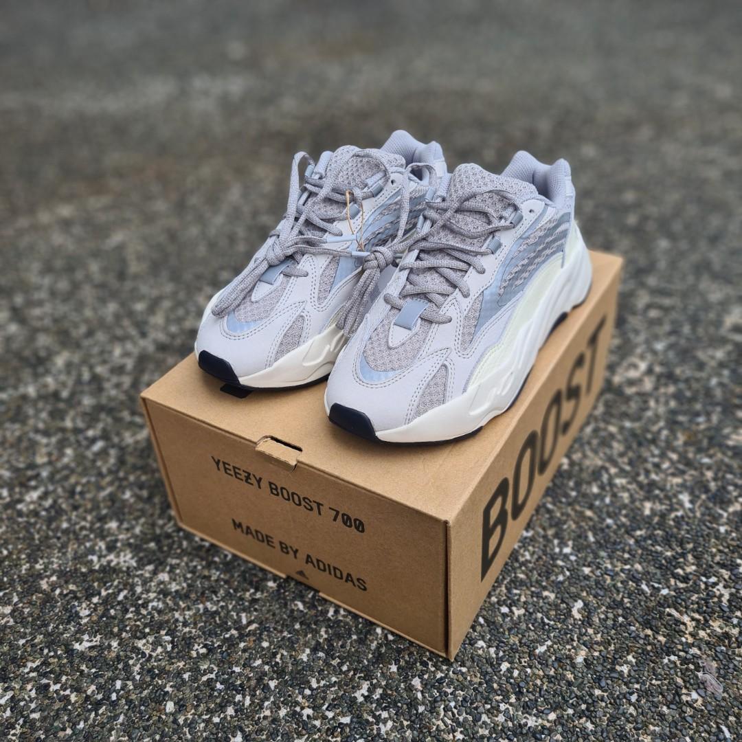 Adidas us sales yeezy 700 6.5