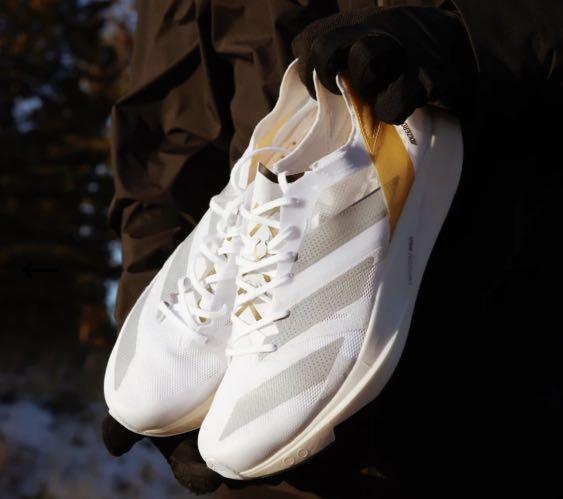 ADIZERO TAKUMI SEN 8 TME (US10), 男裝, 鞋, 波鞋- Carousell