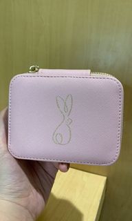 (Kategori: ) berada di . Dikirim oleh prelovedthings_e (ID iklan 1177527099, Gambar 1). Deskripsi: .