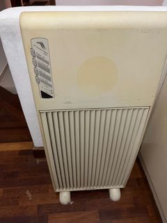 (Category: ) located in . Submitted by ezeezy (Listing ID 1177599664, Image 1). Description: .
