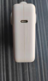 apple 61w usb c power adaptor