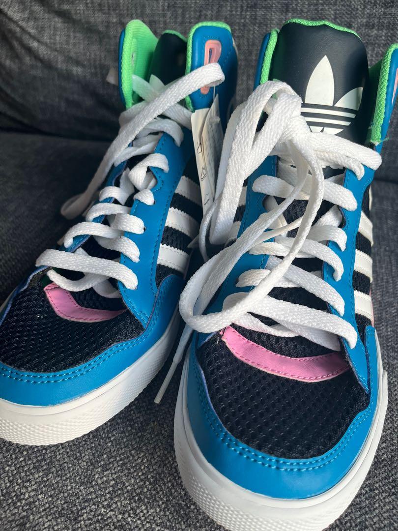 Authentic Adidas hightop sneakers multicolor unique s. 37 5 US