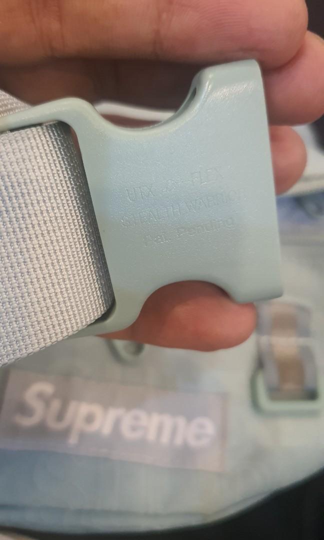 Authentic supreme belt bag (Category: Luxury Bags & Wallets) located in Cavite. Submitted by ohmie23 (Listing ID 1177534327, Image 2). Description: Authentic supreme belt bag.