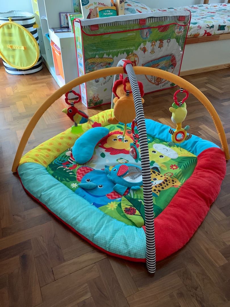 Baby safari lights and sounds discount playmat