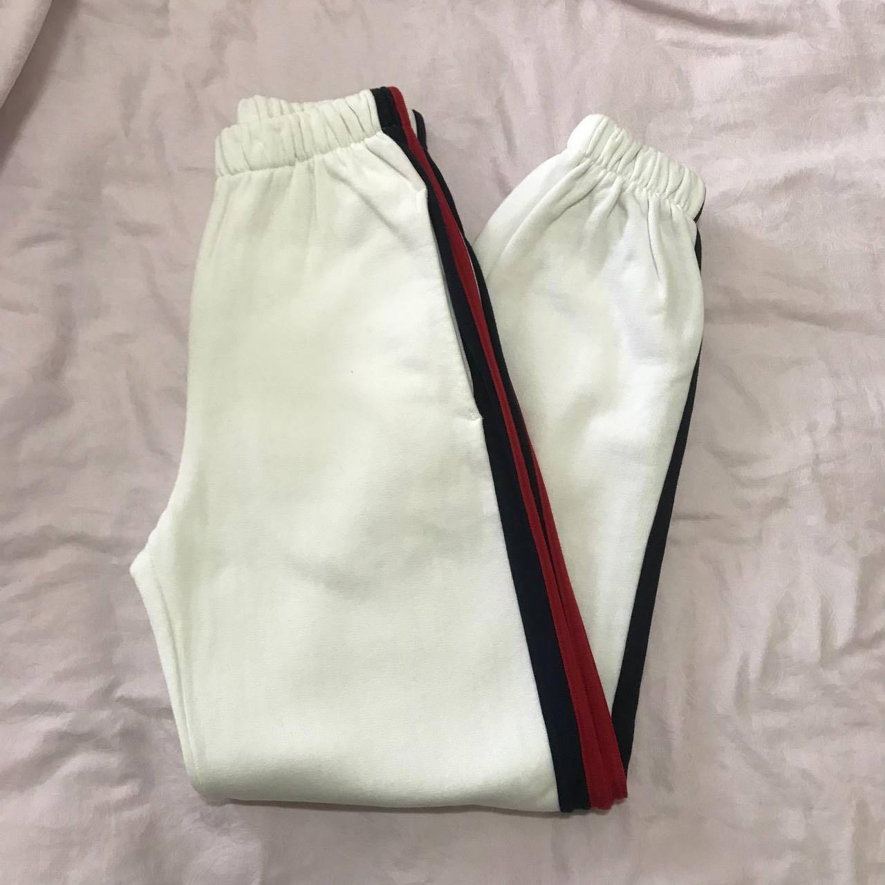 brandy melville white red rosa stripes sweatpants
