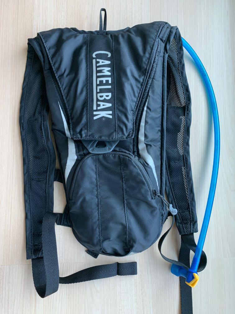 CamelBak Classic Hydration Pack, Men's Fashion, Bags, Backpacks on