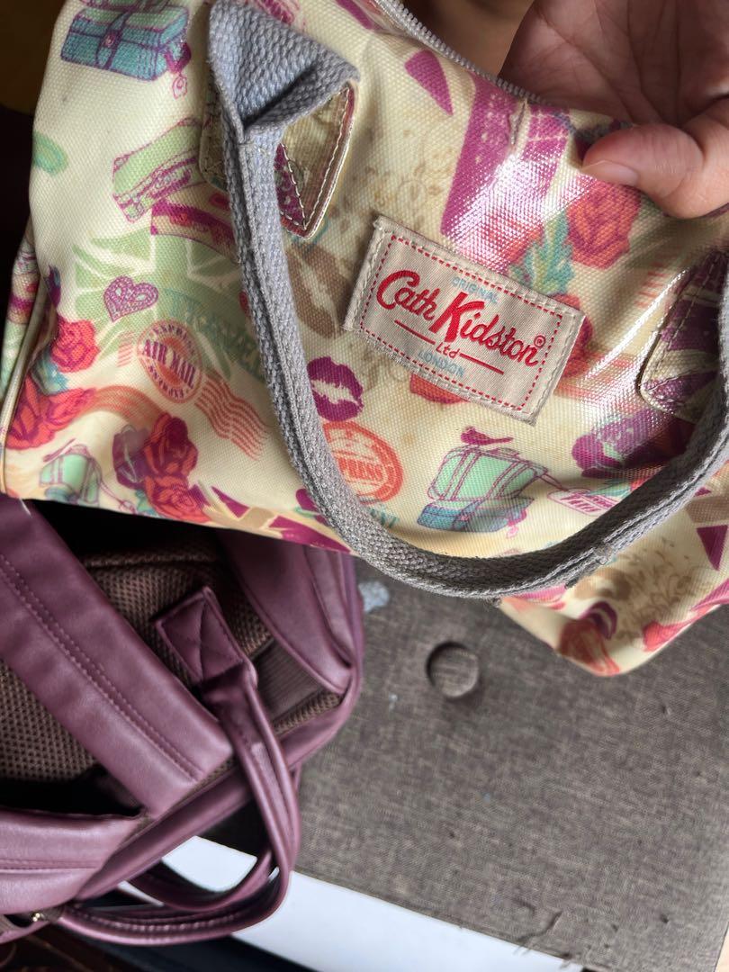 Cath Kidston Bag (Category: Luxury Bags & Wallets) located in San Jose del Monte. Submitted by agoraartmarket (Listing ID 1177481085, Image 2). Description: Original but used Signs of use.