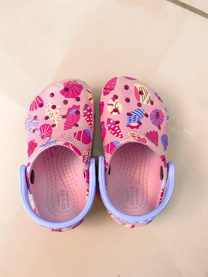 Crocs shoes hotsell for baby girl