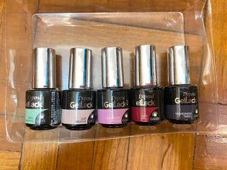 （分類：）位於 。 由 nucharmingpeach 提交（商品編號 1177591471，圖片 1）。簡介： 。