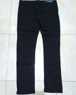 (Kategori: ) berada di . Dikirim oleh ama_secondstore (ID iklan 1177484564, Gambar 1). Deskripsi: .