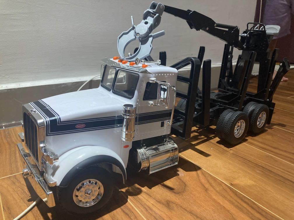 Peterbilt log outlet truck toy