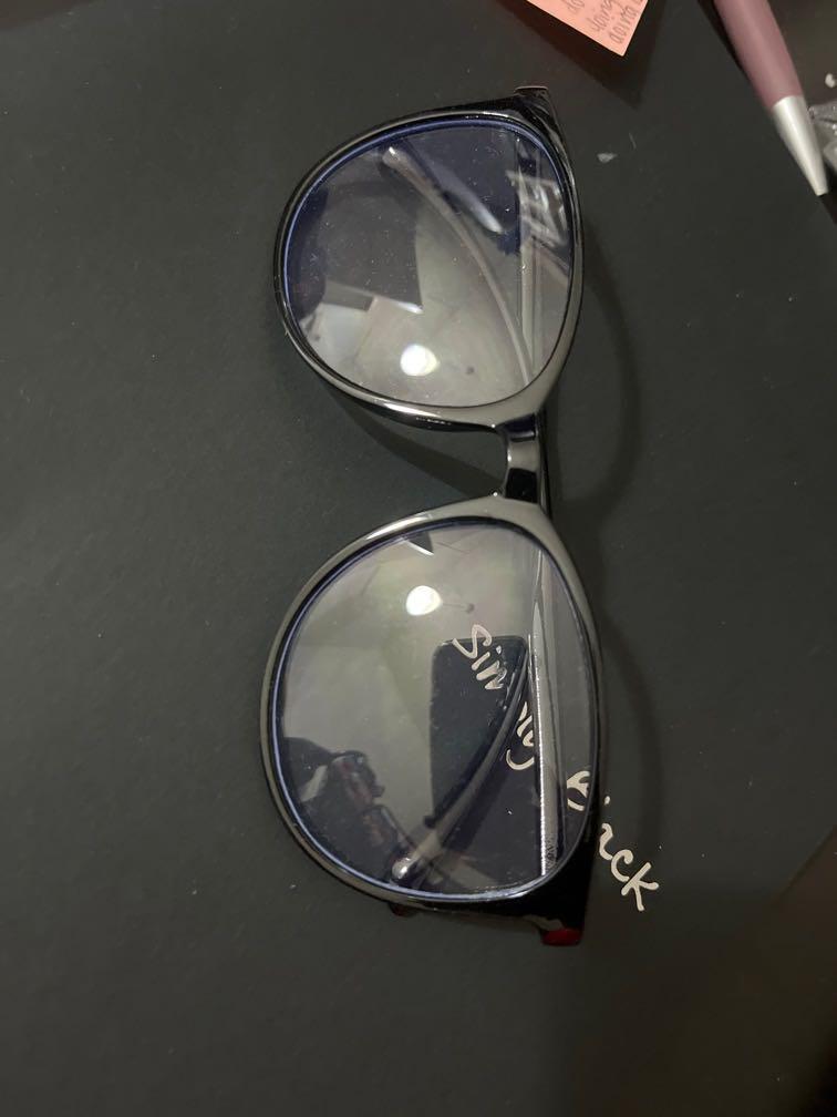 fake black glasses, Men's Fashion, Watches & Accessories, Sunglasses