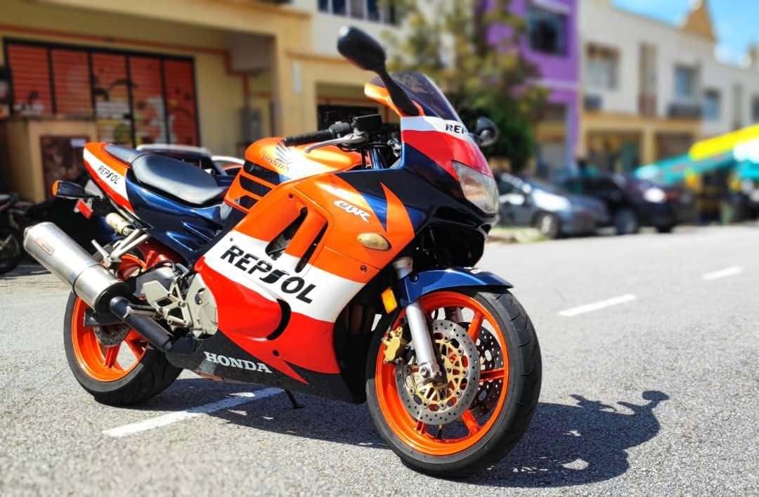 98 honda shop cbr 600 f3