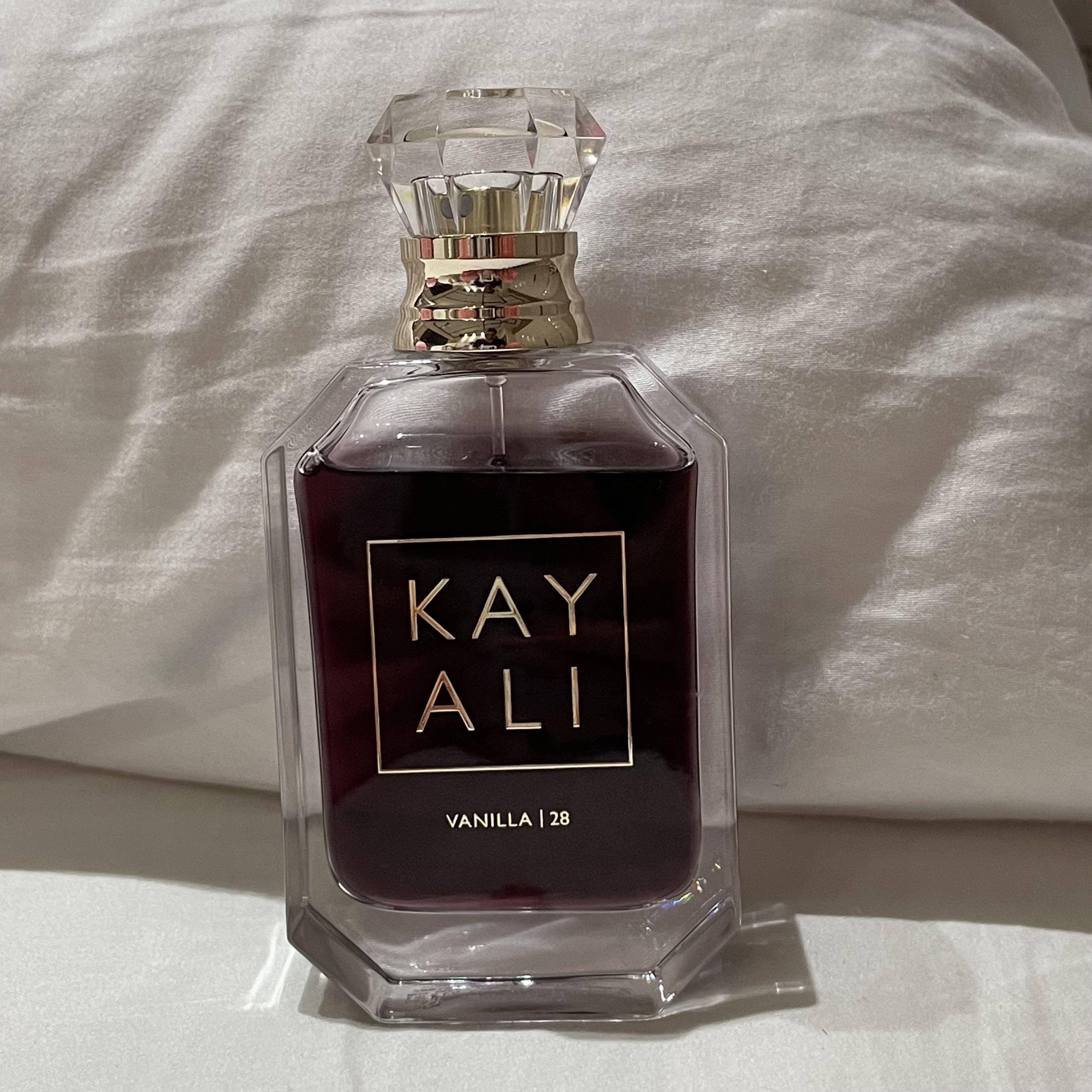 kayali vanilla purple