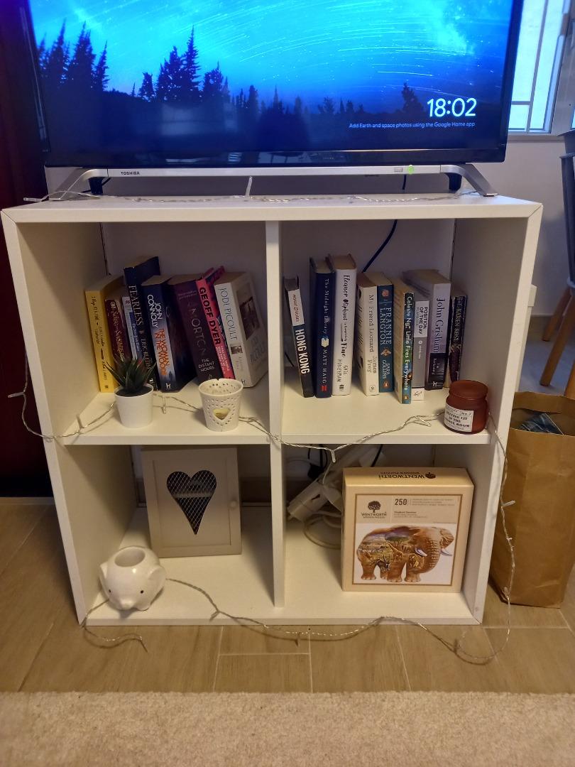 IKEA Shelf/TV Stand, 傢俬＆家居, 傢俬, 書櫃、櫃子及架 Carousell