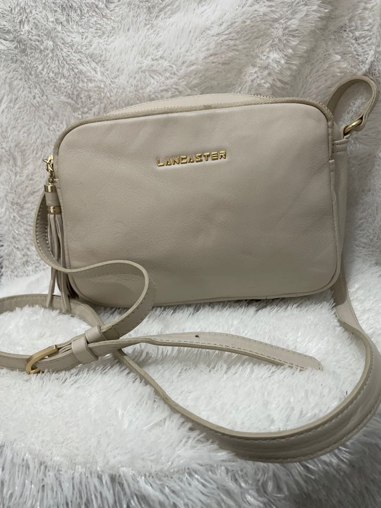 Lancaster Slingbag Sling bag kulit warna cream Lancaster sling bag Tas sling kulit tas sling wanita Tas kulit warna broken white tas kulit