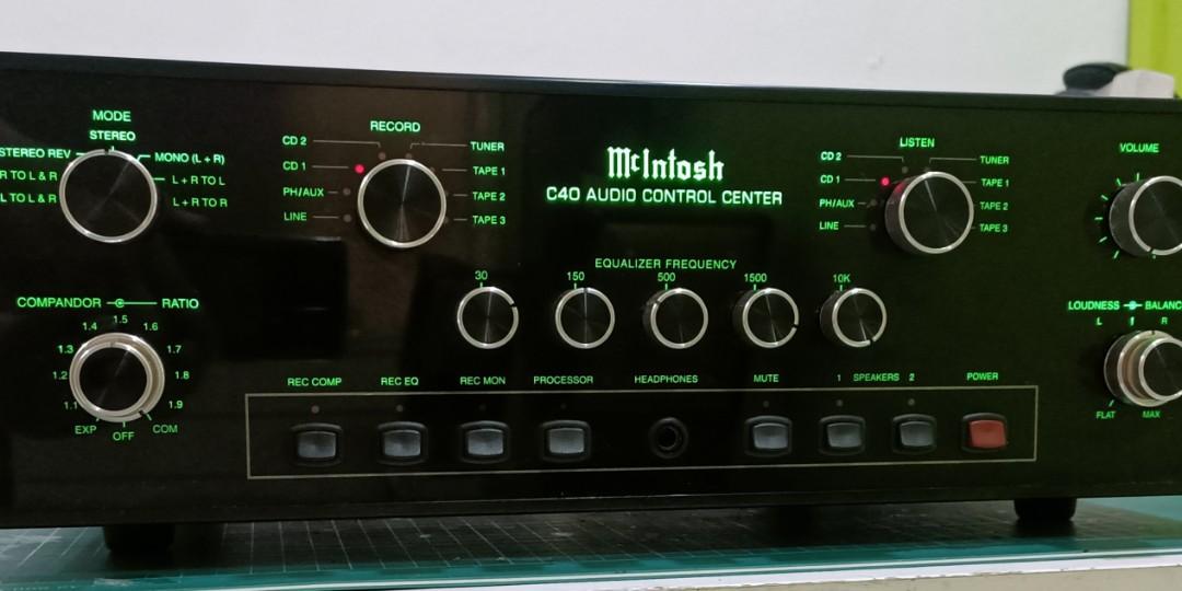 Mcintosh C40 - アンプ