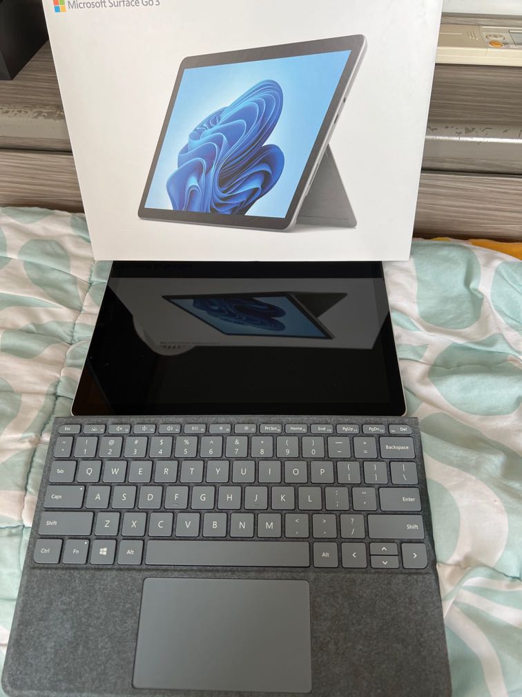 Microsoft Surface Go 3 i3 Processor 128GB 8Gb Ram （銀色）, 電腦