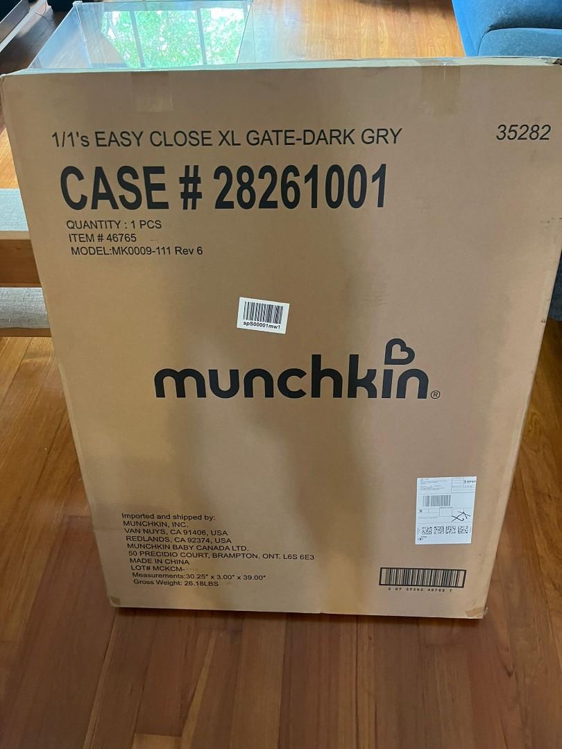 Munchkin easy hotsell close xl