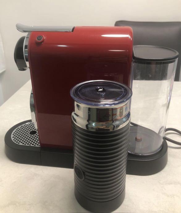 Nespresso citiz & deals milk c122