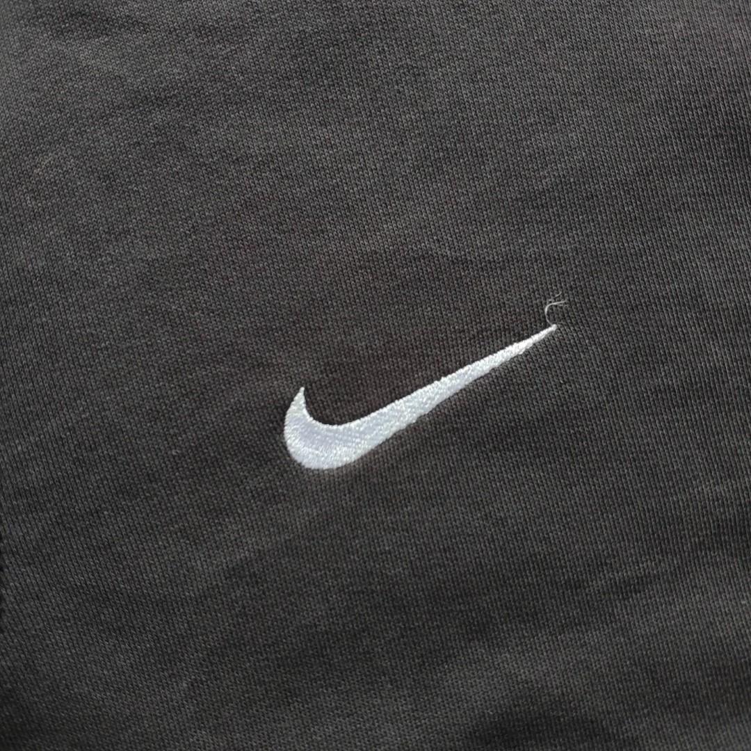 Nike swoosh on outlet right side