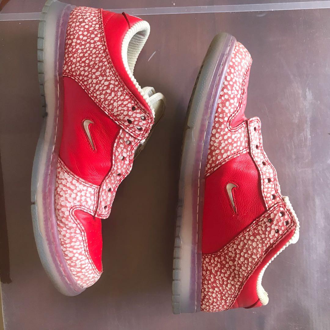 dunk low magic mushroom stockx