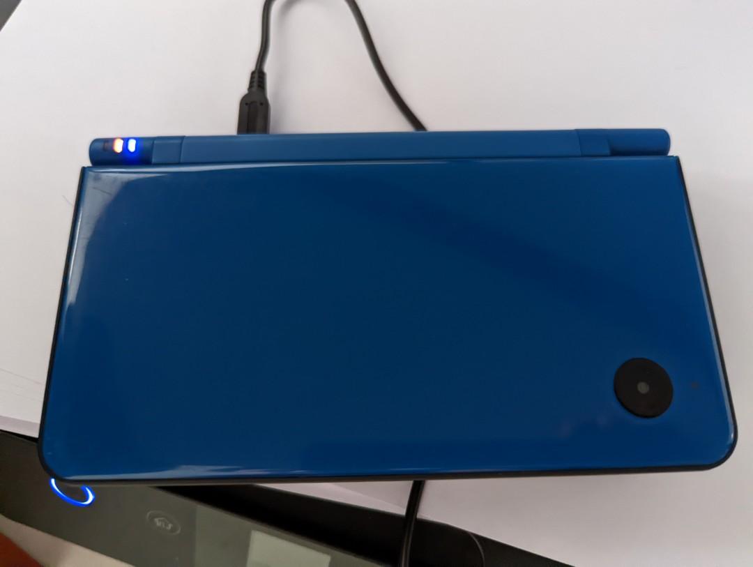 Xl Console Nintendo DSi XL console system with charger blue, Video Gaming, Video ...