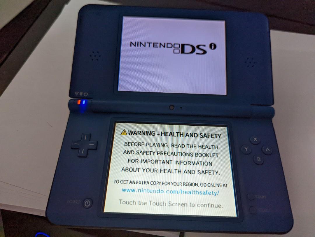 Xl Console Nintendo DSi XL console system with charger blue, Video Gaming, Video ...