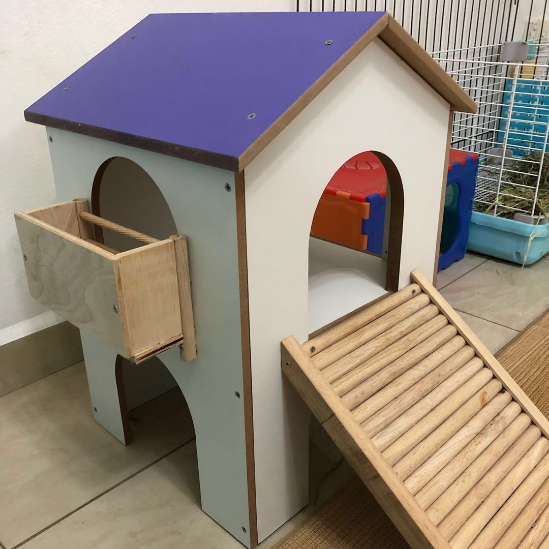 Preloved rabbit hutch sales