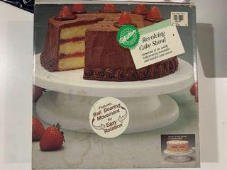 Revolving Cake Stand / Cake Decorating Stand