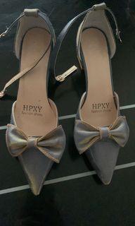 Ribbon sandals