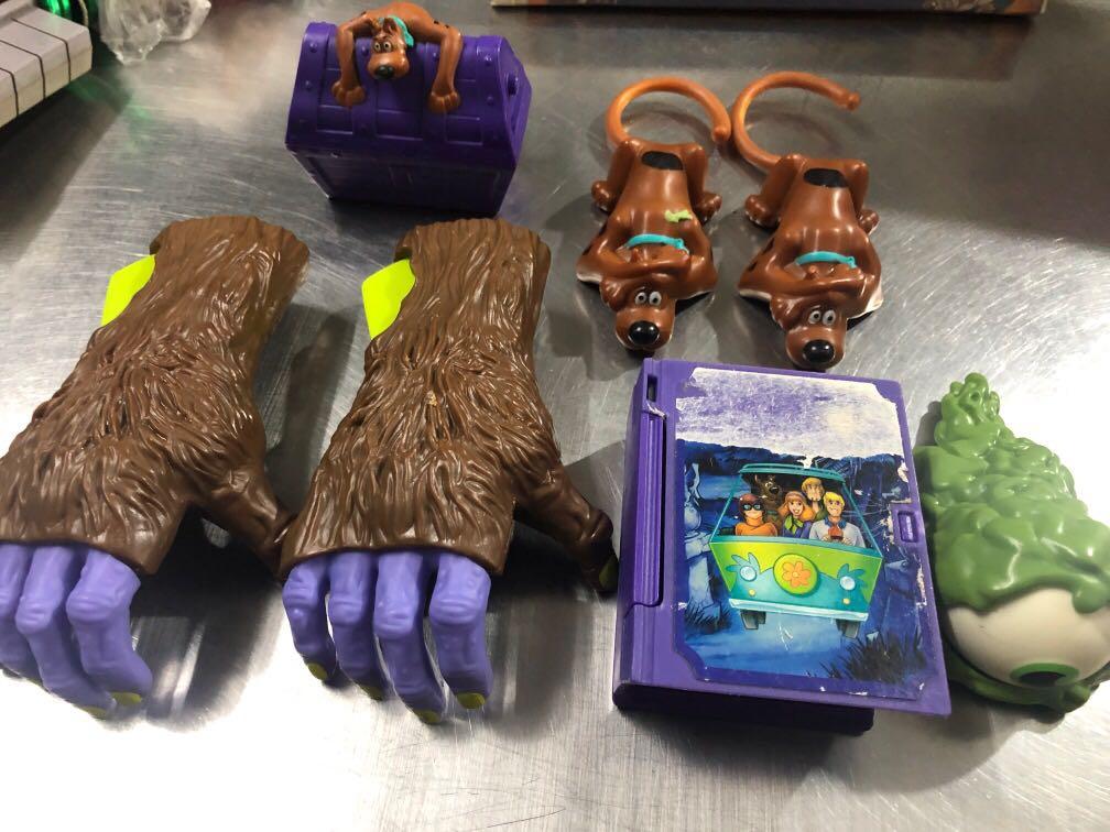 Scooby doo toys (Category: Kids Toys) located in Malabon City. Submitted by wtpickies (Listing ID 1177549127, Image 1). Description: .