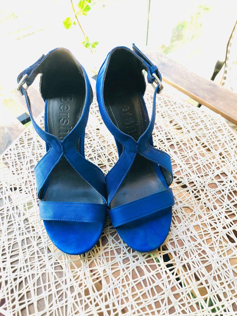 Bershka store high heels