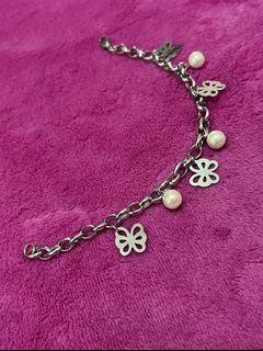 STAINLESS butterfly and pearl bracelet